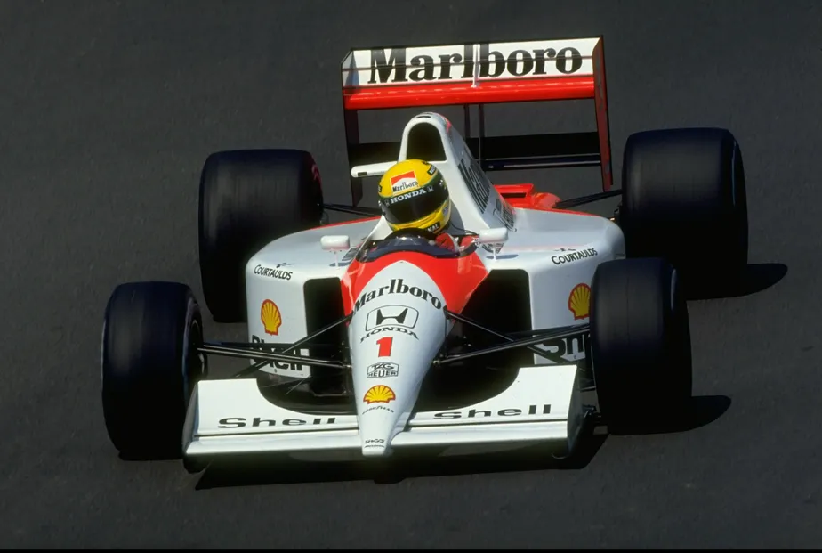 Fórmula 1 - McLaren Ayrton Senna (819 peças)